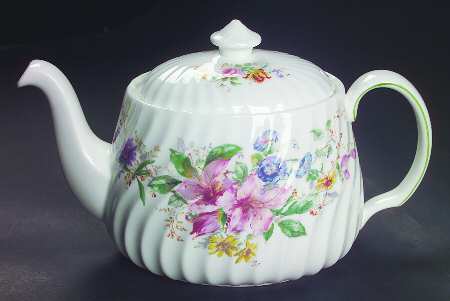 Arcadia Teapot & Lid