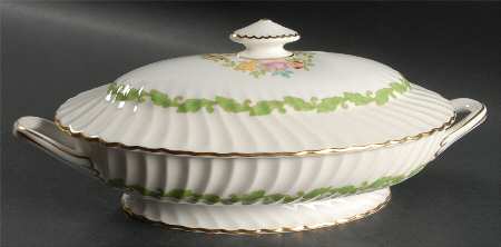 Ardmore (Green Leaf) Oval Covered Vegetable
