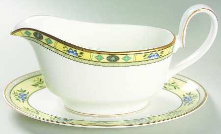 Ashworth Gravy Boat & Underplate