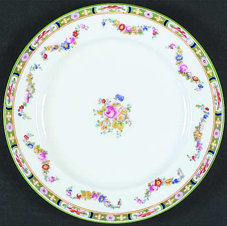 B824 Dinner Plate