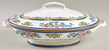 B898 (Smooth Edge) Oval Covered Vegetable