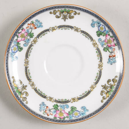 B898 (Smooth Edge) Saucer