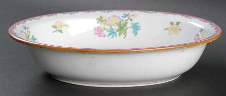 B925 9" Oval Vegetable Bowl