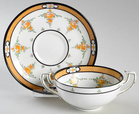 B930 Flat Bouillon Cup & Saucer