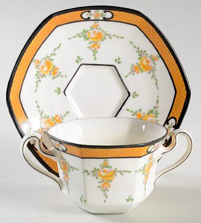 B930 Flat Bouillon Cup & Saucer