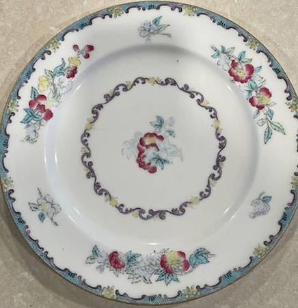 B937 Luncheon Plate