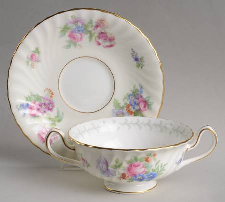 Bala Footed Cream Soup Bowl & Saucer Set