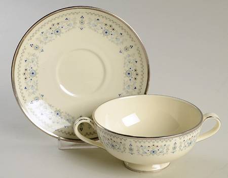 Beaumaris Footed Cream Soup Bowl & Saucer Set