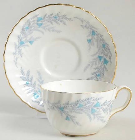 Belbrachen Flat Cup & Saucer Set