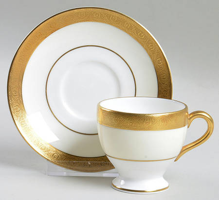Buckingham Footed Demitasse Cup & Saucer Set