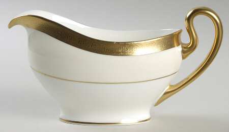 Buckingham Gravy Boat