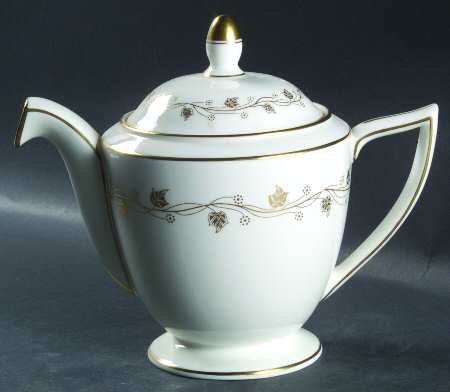 Carlisle Teapot & Lid