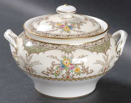 Chatham Green Ivory Sugar Bowl & Lid