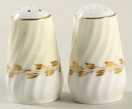 Cheviot Gold Salt & Pepper Set