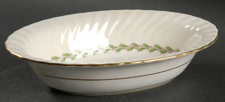 Cheviot Ivory 10" Oval Vegetable Bowl