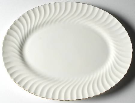 Clifton (Gold Trim) 15" Oval Serving Platter