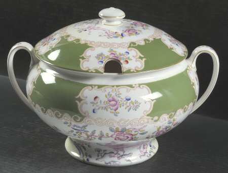 Cockatrice Green (Smooth, Globe Backstmp) Tureen &  Lid