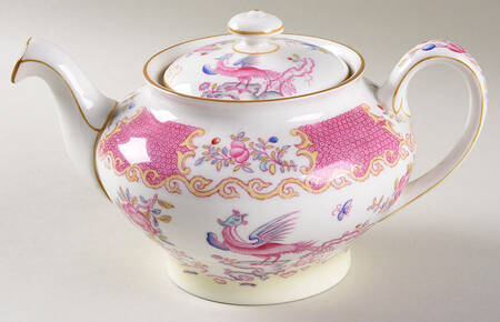 Cockatrice Pink (Smooth, Wreath Backstamp) Mini Teapot & Lid