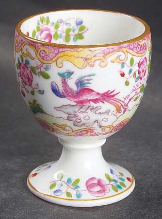 Cockatrice Pink (Smooth, Wreath Backstamp) Single Egg Cup