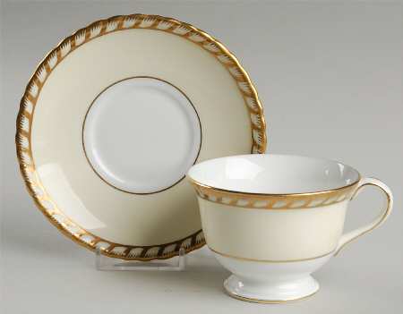 Commodore Footed Cup & Saucer Set