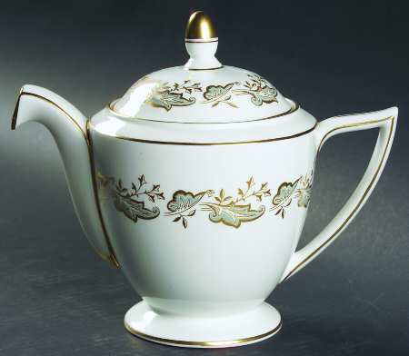 Corinthian Teapot & Lid
