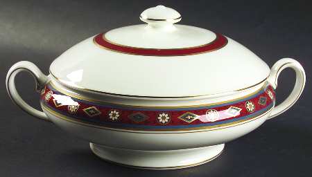 Cordoba Round Covered Vegetable