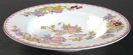 Cuckoo (Smooth, White, Wreath Bkstp) Rim Soup Bowl