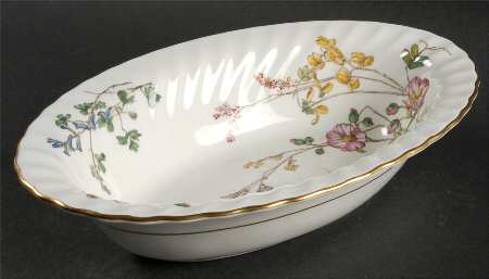 Dainty Sprays 10" Oval Vegetable Bowl