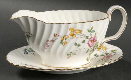 Dainty Sprays Gravy Boat with Attached Underplate