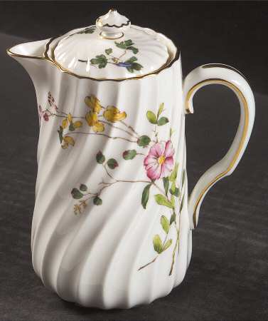 Dainty Sprays Hot Water Jug & Lid