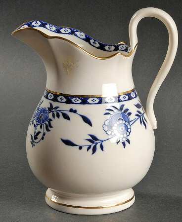 Delft Blue (Gold Trim) 16 Oz Pitcher