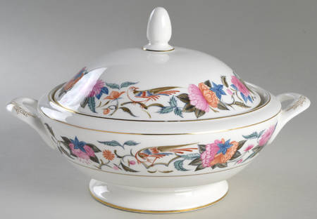 Donovan Bird Round Covered Vegetable