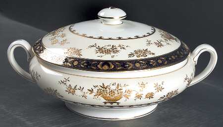 Dynasty Cobalt Round Covered Vegetable