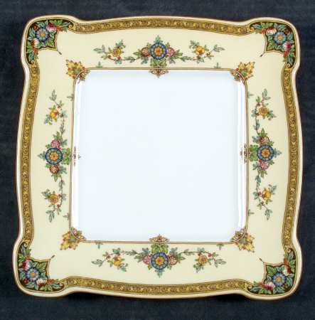 Eloise Orange Square Cake Plate