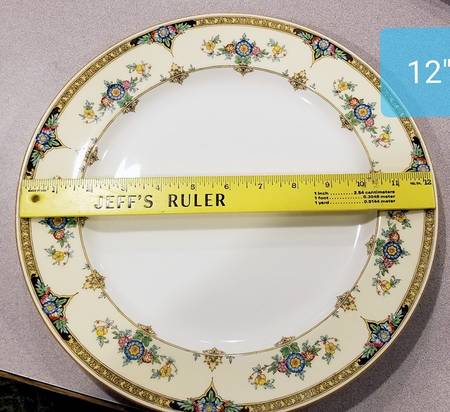 Eloise Orange 12" Chop Plate (Round Platter)