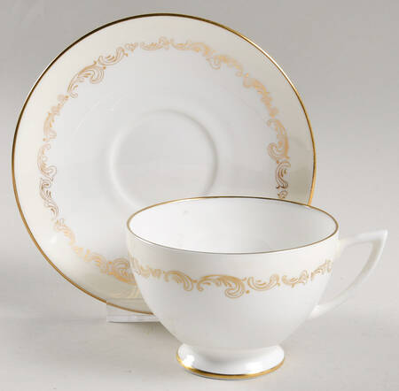 Felicity Footed Cup & Saucer Set