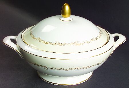Felicity Round Covered Vegetable