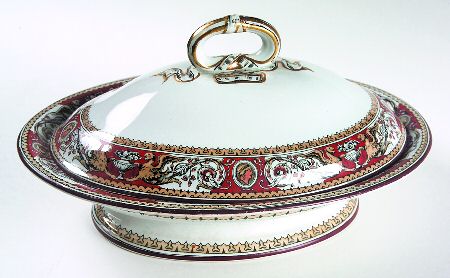 Florentine Red (No Center) Oval Covered Vegetable