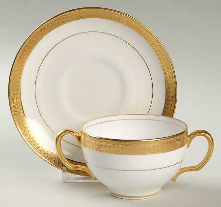 G6285 Flat Bouillon Cup & Saucer