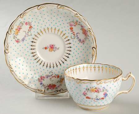 G7347 Flat Cup & Saucer Set