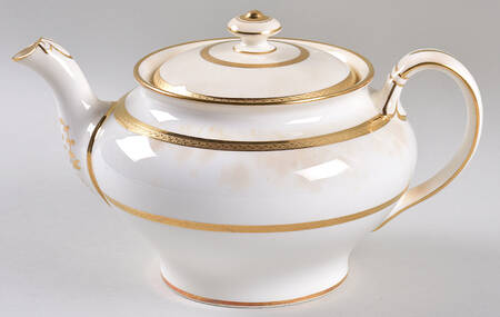 G8721 Teapot & Lid