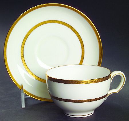 G8721 Flat Cup & Saucer Set