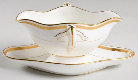 G9816 Gravy Boat with Attached Underplate