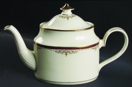 Gloucester Teapot & Lid