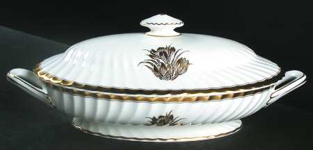 Gold Crocus Oval Covered Vegetable