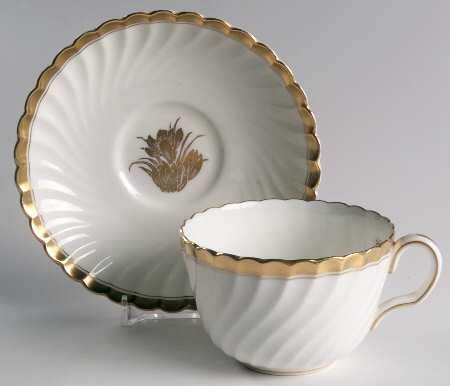 Gold Crocus Flat Cup & Saucer Set