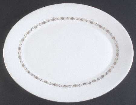 Golden Diadem 15" Oval Serving Platter