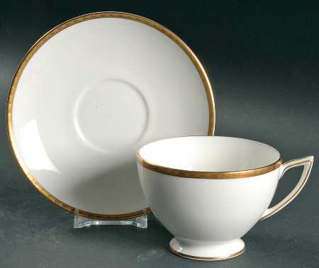 Golden Heritage Footed Cup & Saucer Set