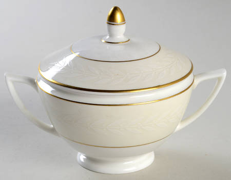 Gold Laurel Sugar Bowl & Lid