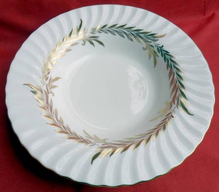 Golden Symphony Large Rim Soup Bowl